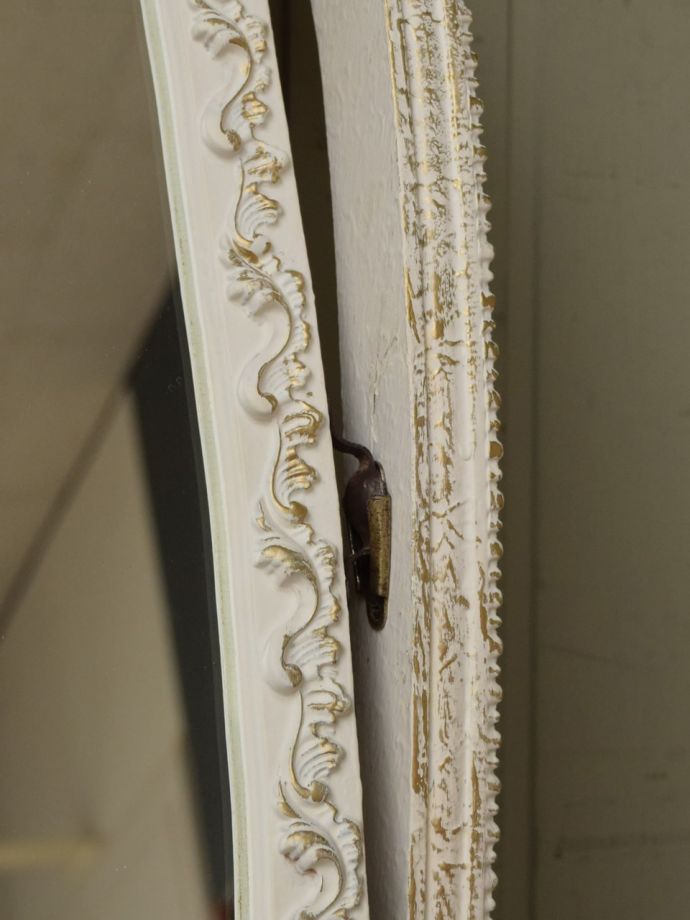 シュバルミラーの装飾