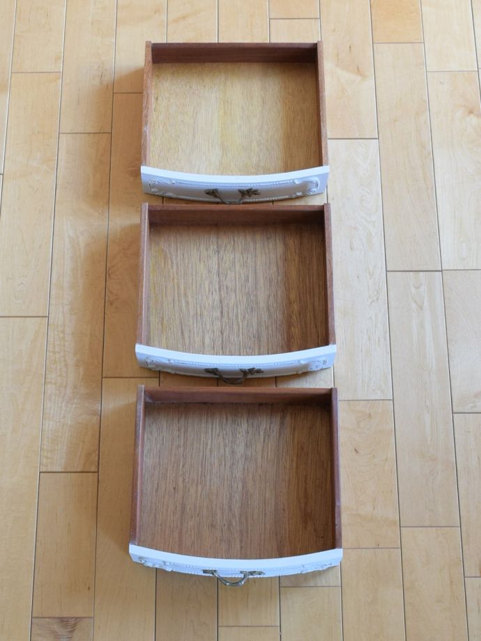 チェストの引き出し