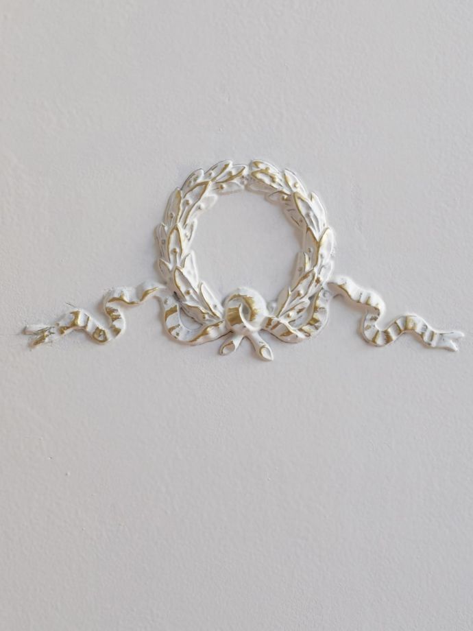 フランスチェストの装飾