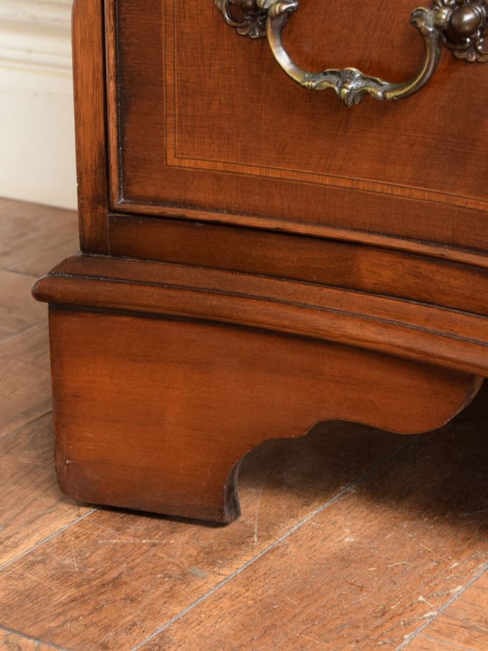 アンティーク家具の脚