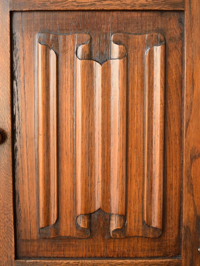 アンティークデスクの装飾