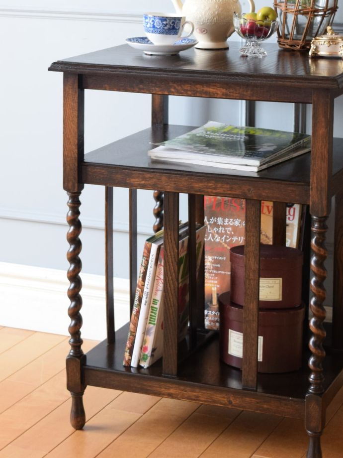 おしゃれなシェルフ