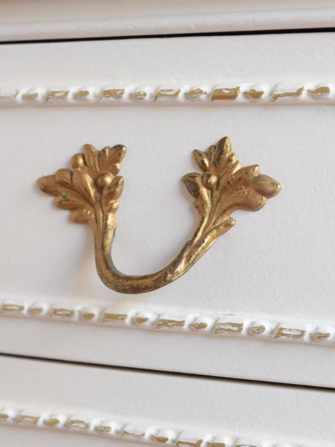 アンティーク家具の取っ手