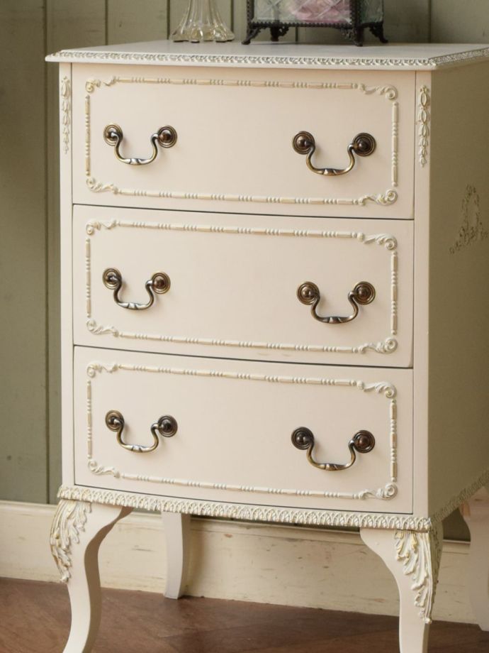 フランスの家具らしい装飾