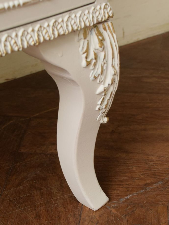 アンティーク家具の脚