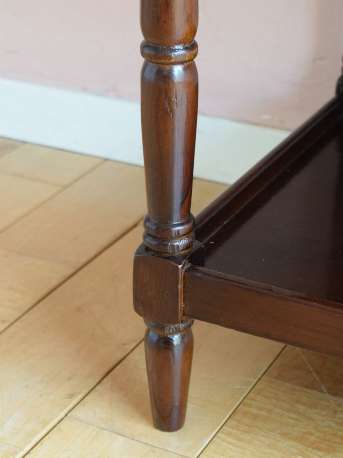 アンティーク家具の脚