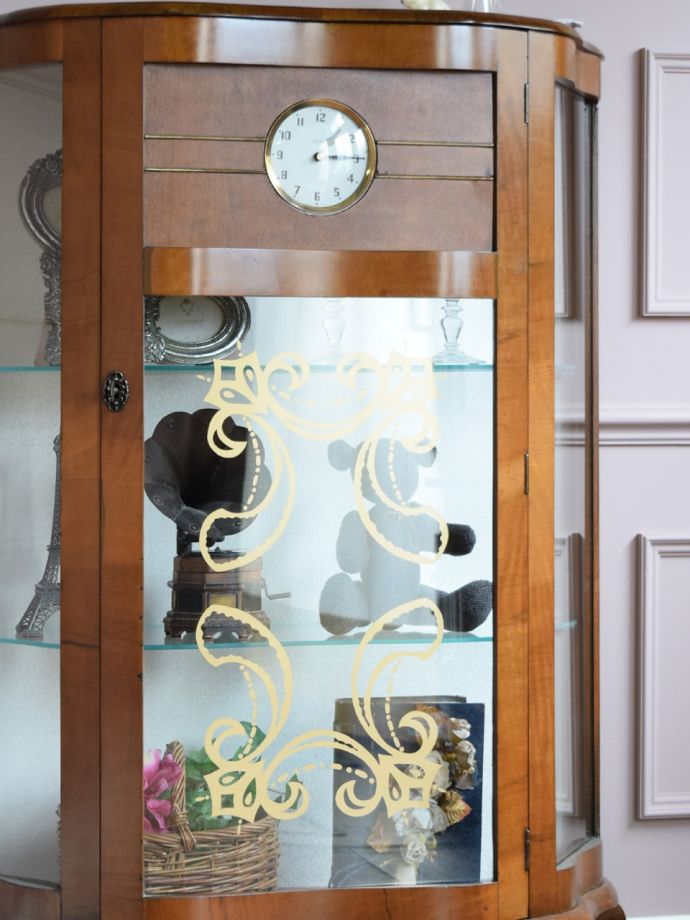 アンティークガラスの扉