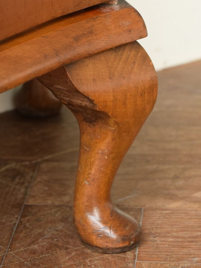 アンティーク家具の脚