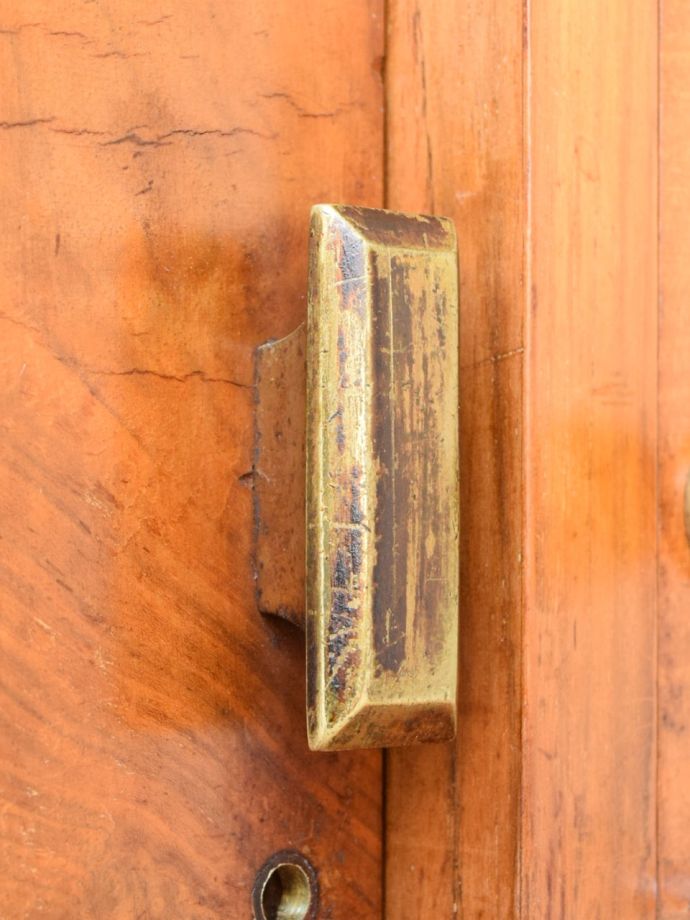 アンティーク家具の取っ手