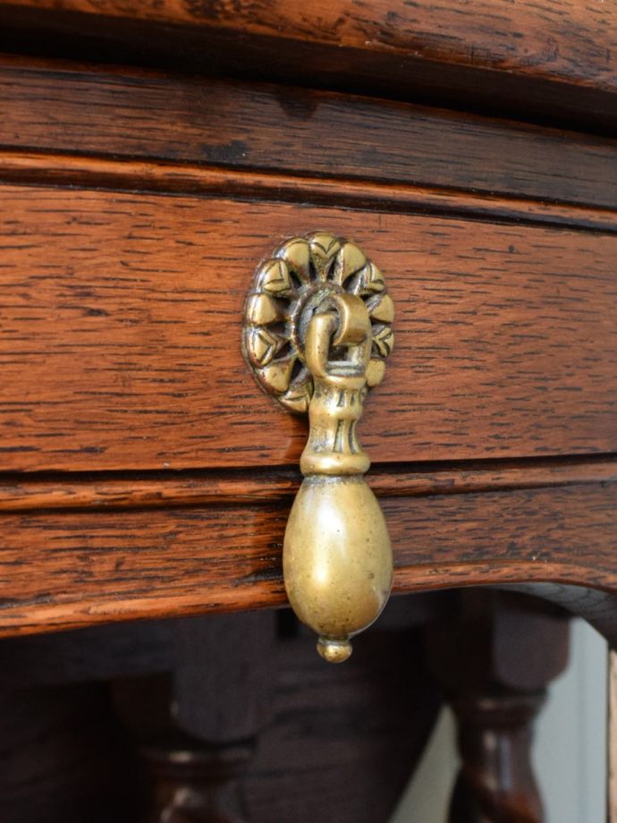 アンティーク家具の取っ手