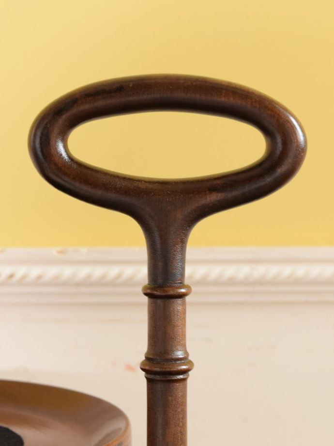 ケーキスタンドの持ち手