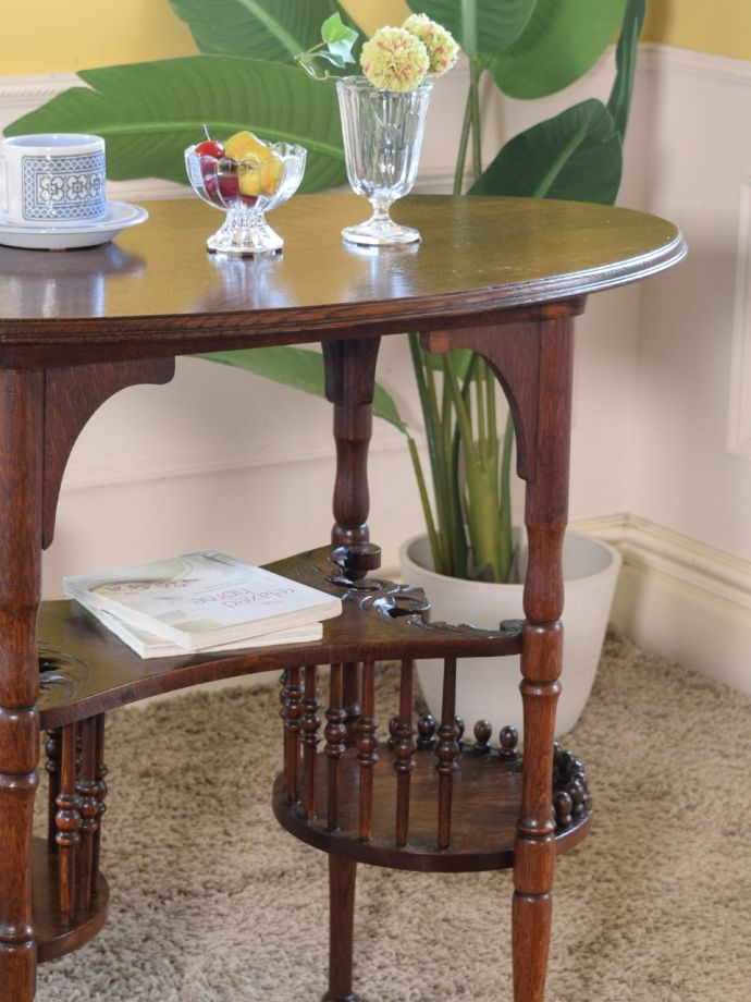 おしゃれなサイドテーブル