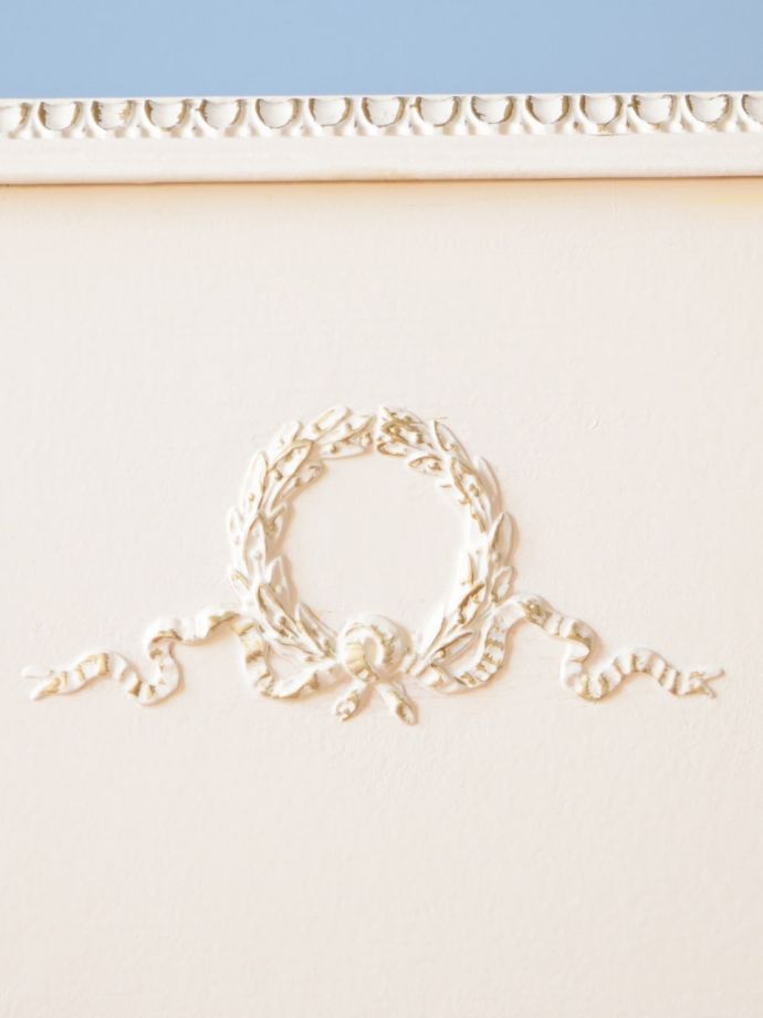 フランスチェストの装飾