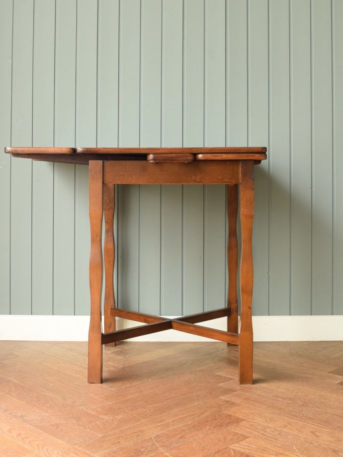 伸長式テーブルの大きさ