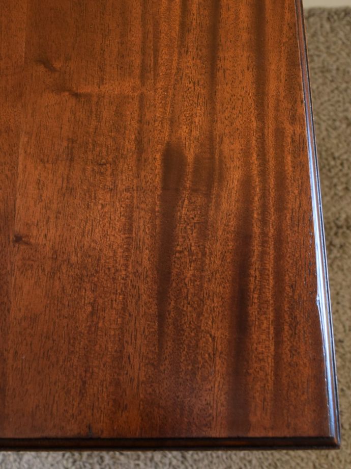 オケージョナルテーブルの天板