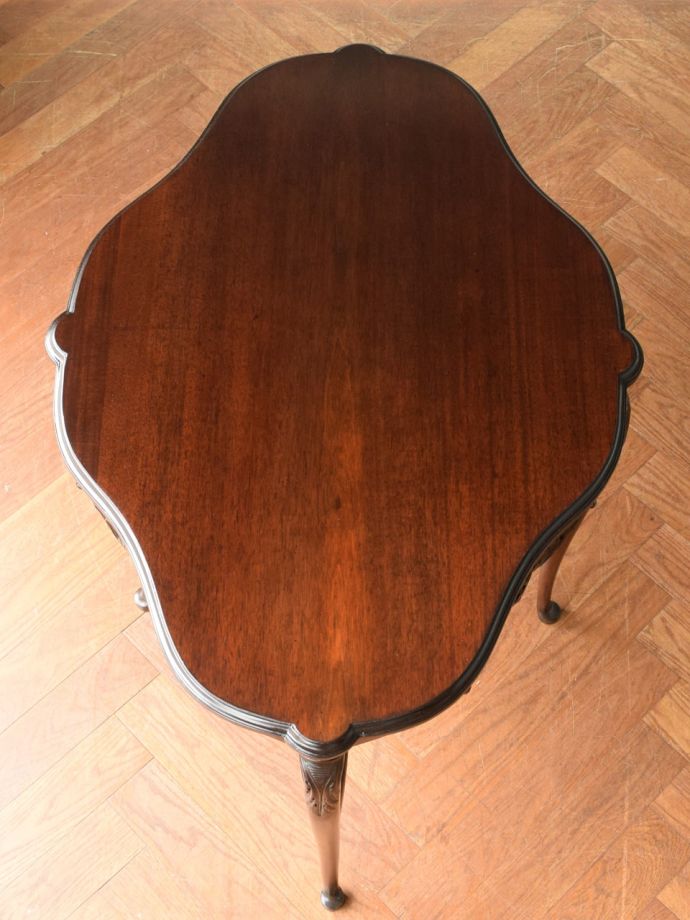 オケージョナルテーブルの天板