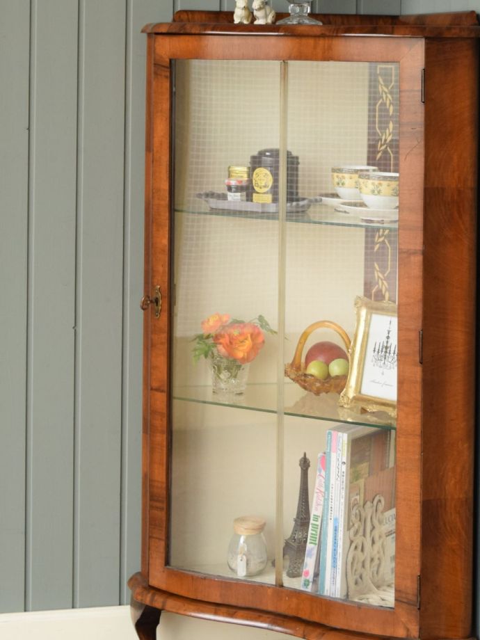 アンティークガラスの扉