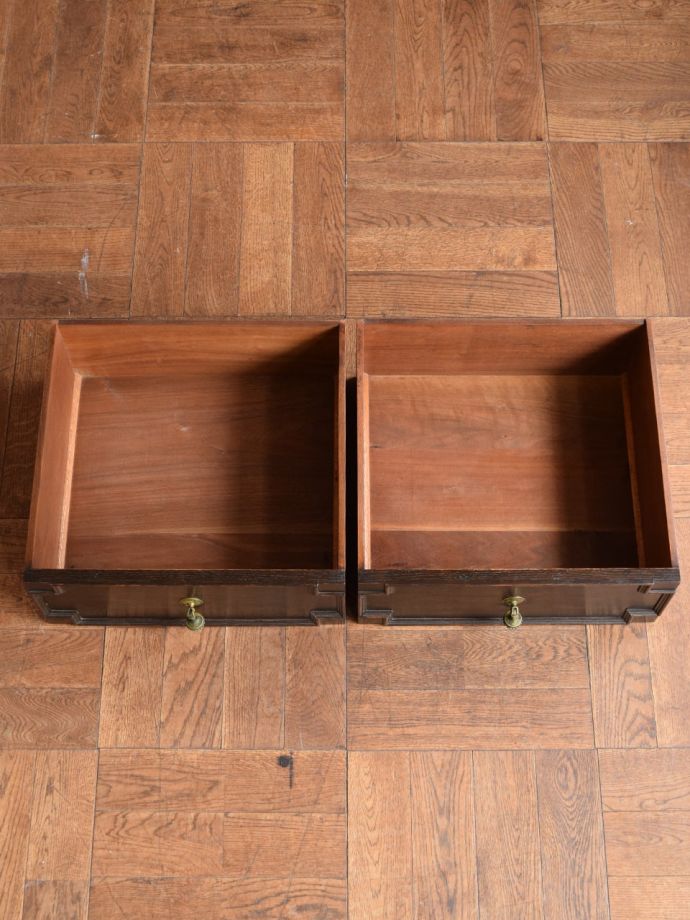 オープンシェルフの引き出し