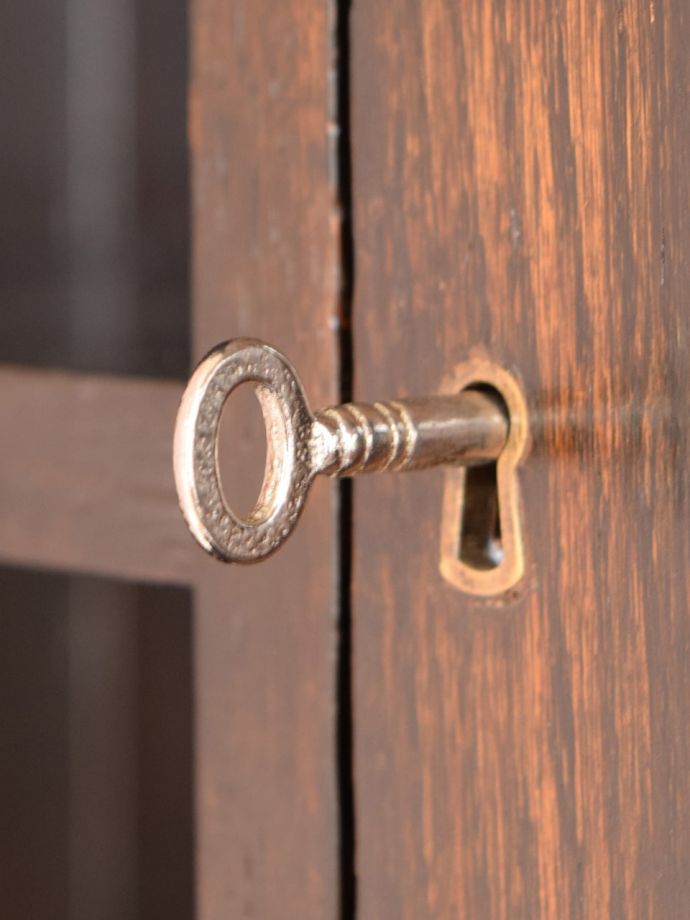 鍵もアンティークです