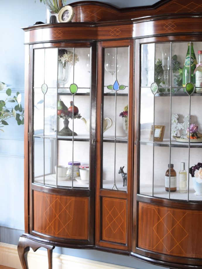 アンティークガラスの扉