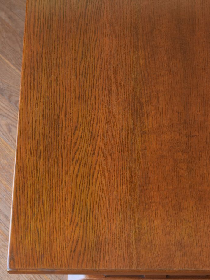 コーヒーテーブルの天板