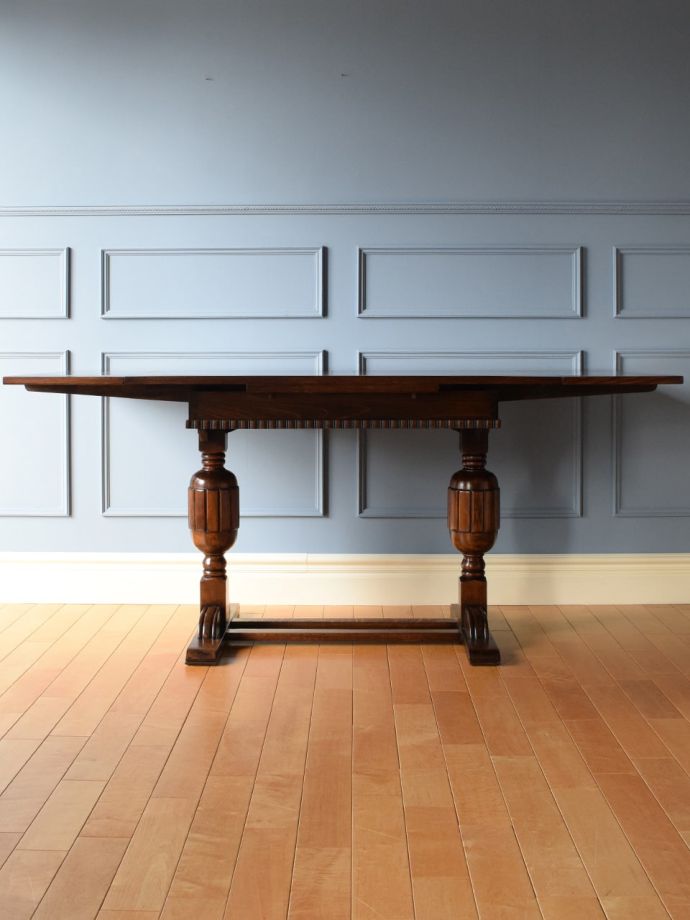 便利なドローリーフテーブル