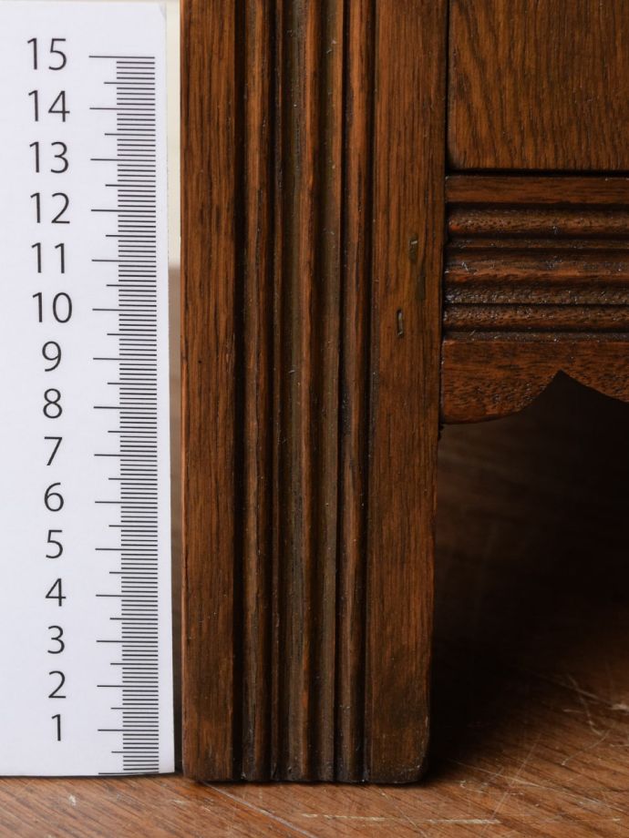 アンティーク家具の脚