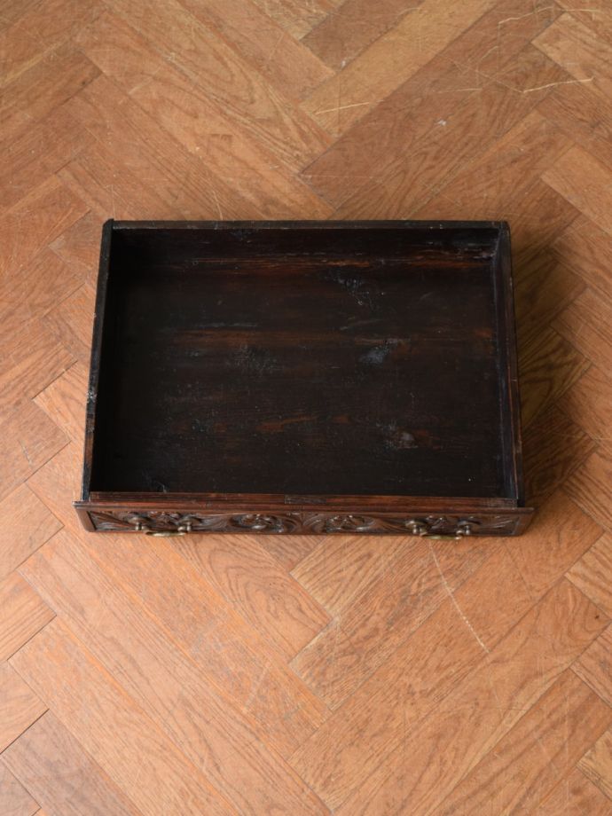 コンソールテーブルの引き出し