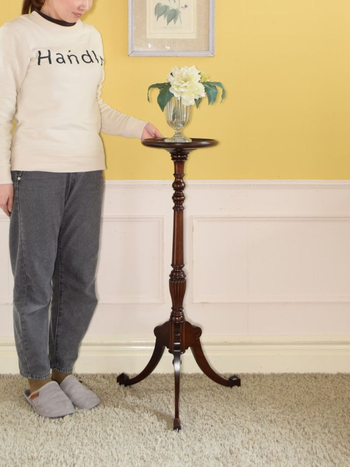 アンティークのプランツスタンド