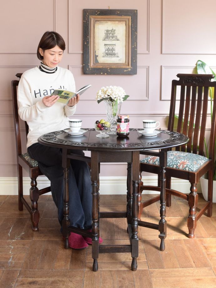 アンティークのゲートレッグテーブル