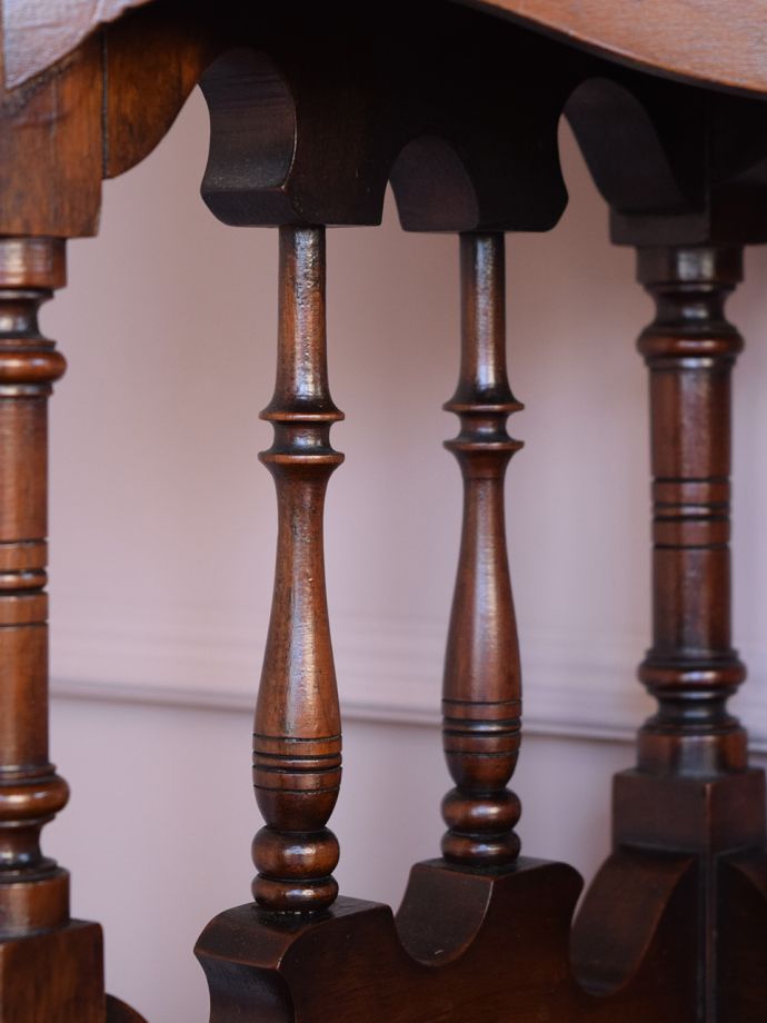 ドレッサーの装飾