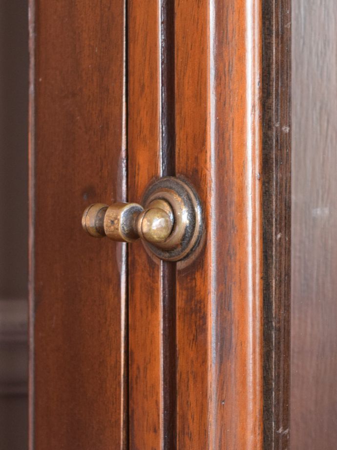 アンティーク家具の取っ手