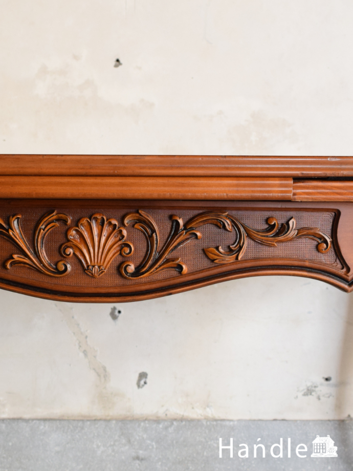 フランスらしい優美な装飾