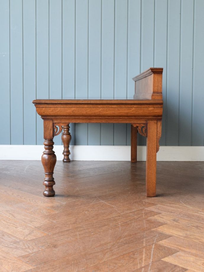 コンソールテーブルの側面