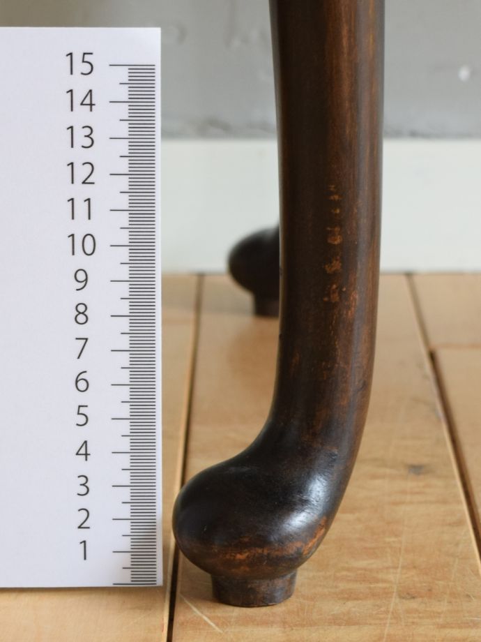 アンティーク家具の脚