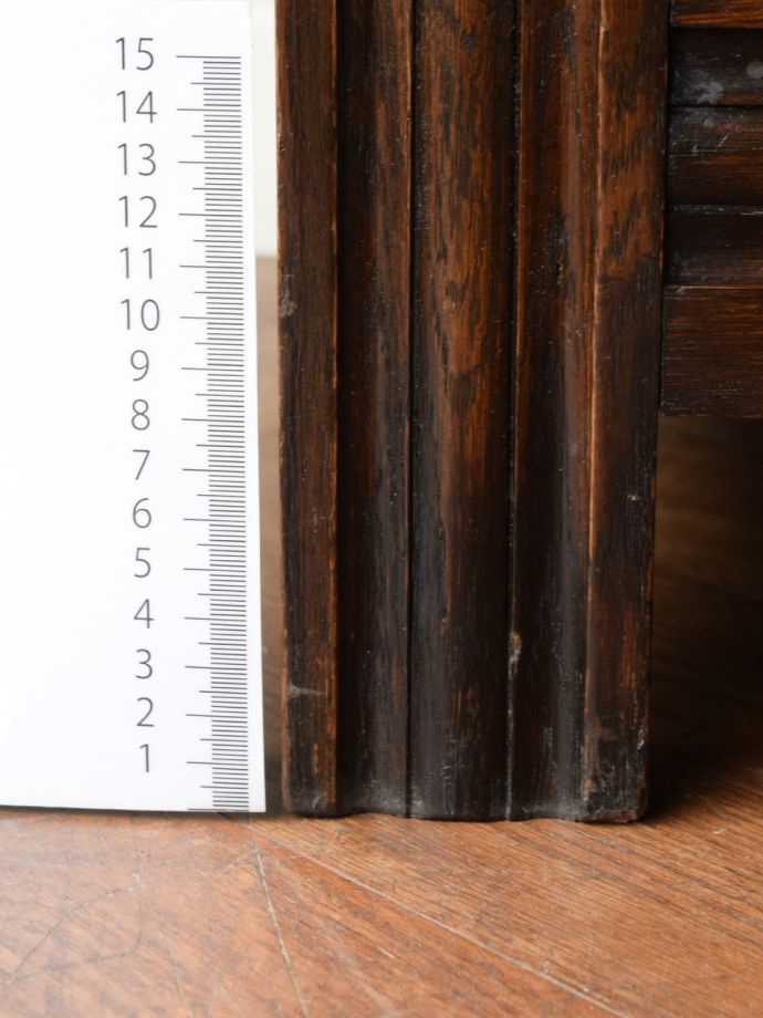 アンティーク家具の脚