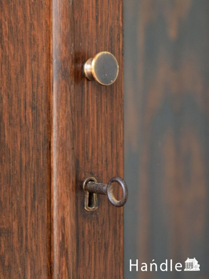 アンティークの鍵と取っ手