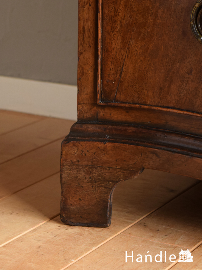 アンティーク家具の脚