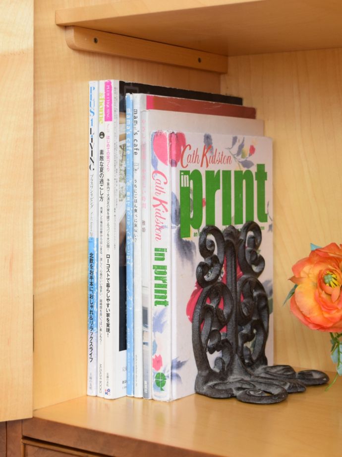 収納たっぷりのキャビネット