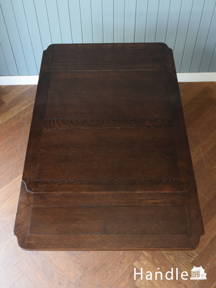 伸長式ダイニングテーブルの天板