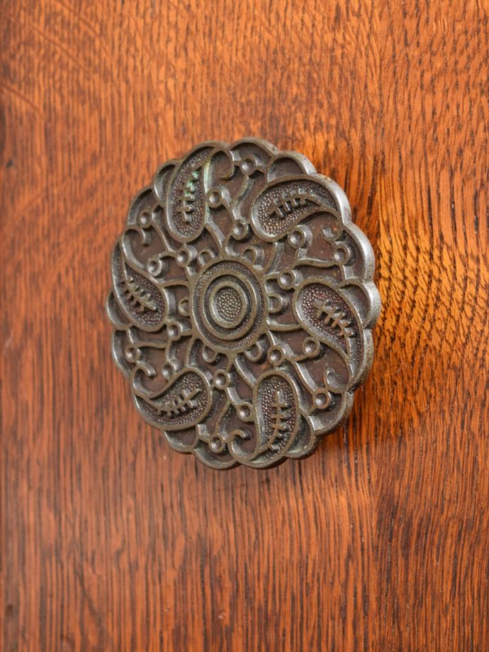 アンティーク家具の取っ手