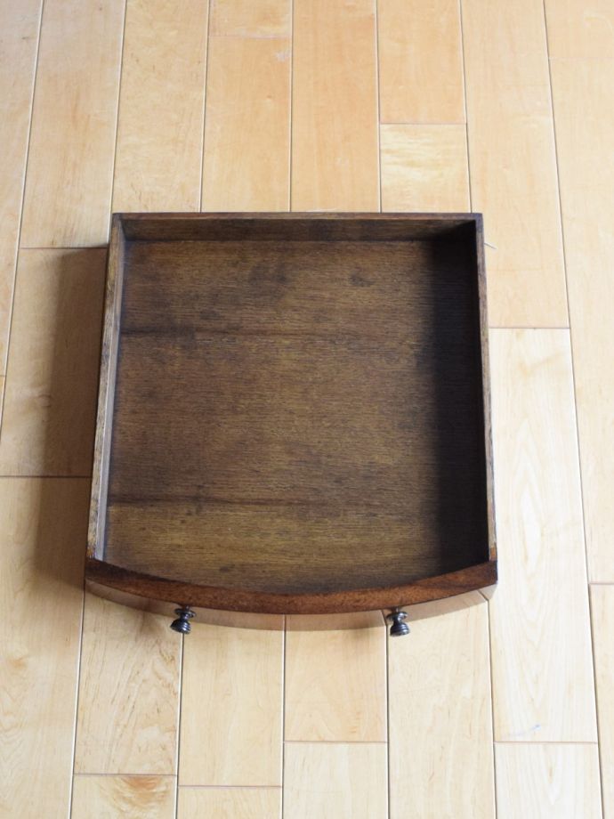 オープンシェルフの引き出し