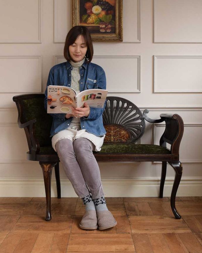 セティ・ソファ・ベンチ　アンティーク チェア　象嵌も装飾も施された究極に美しいイギリスアンティークの椅子（セティ）。ここに座るだけで貴婦人気分17世紀頃に誕生した肘掛けと背もたれが付いた椅子セティは、2人以上で座れるソファの前身になった椅子。(q-326-c)