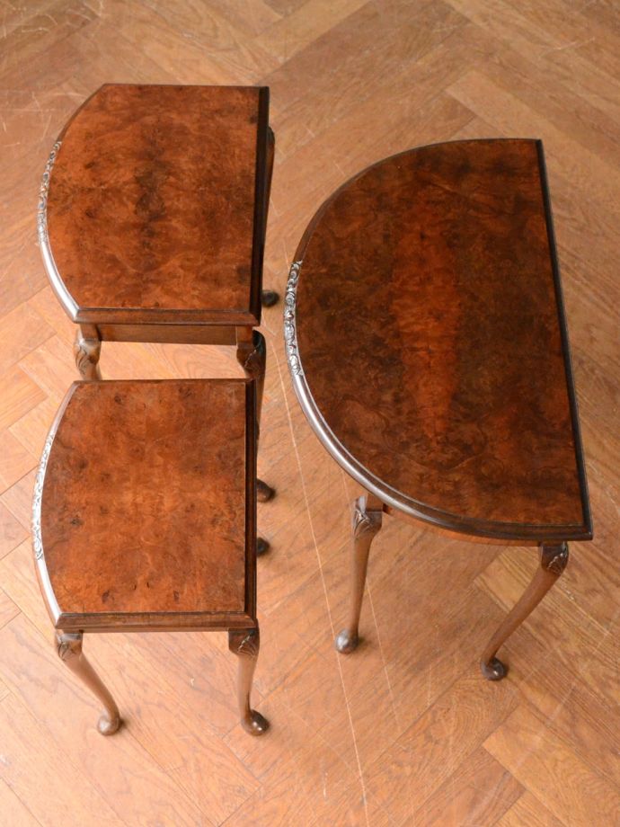 アンティークのテーブルの天板