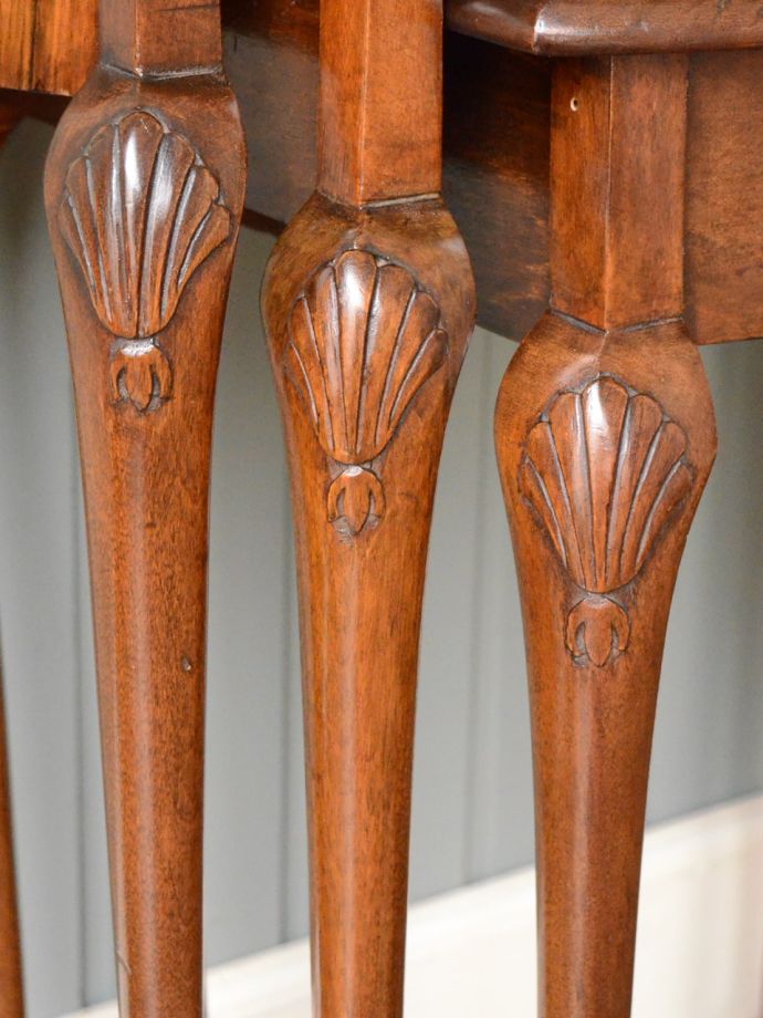 アンティークらしい彫