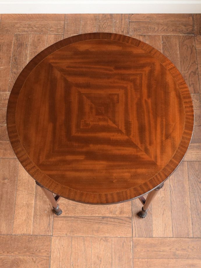 オケージョナルテーブルの天板