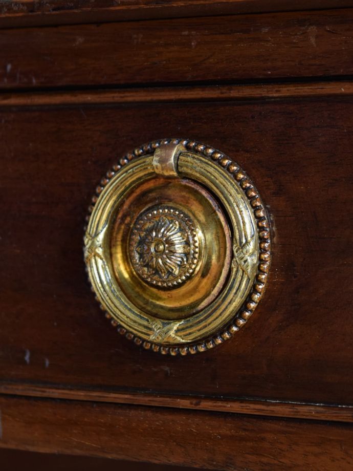 アンティークデスクの取っ手