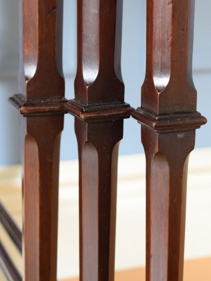 アンティークらしい彫