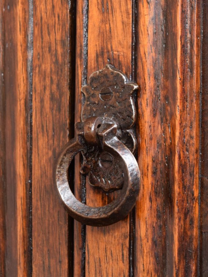 アンティーク家具の取っ手