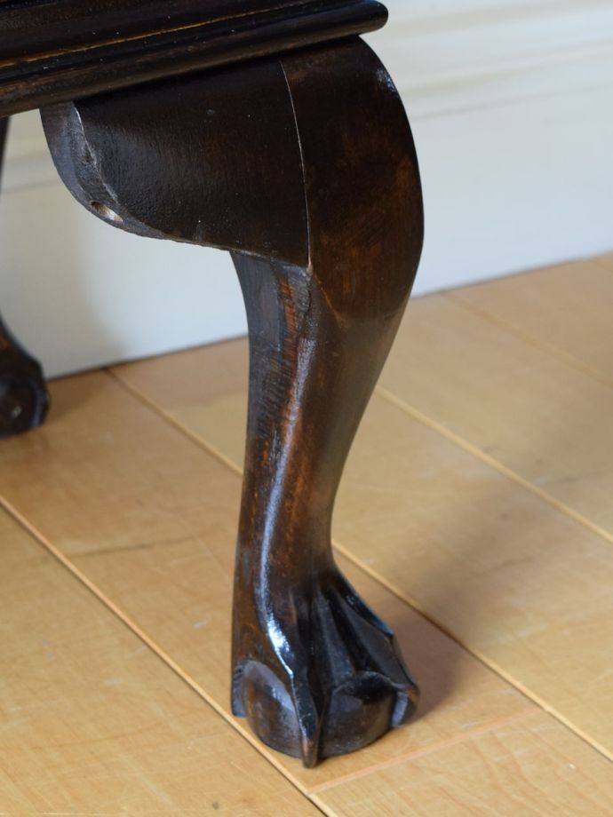 アンティーク家具の脚